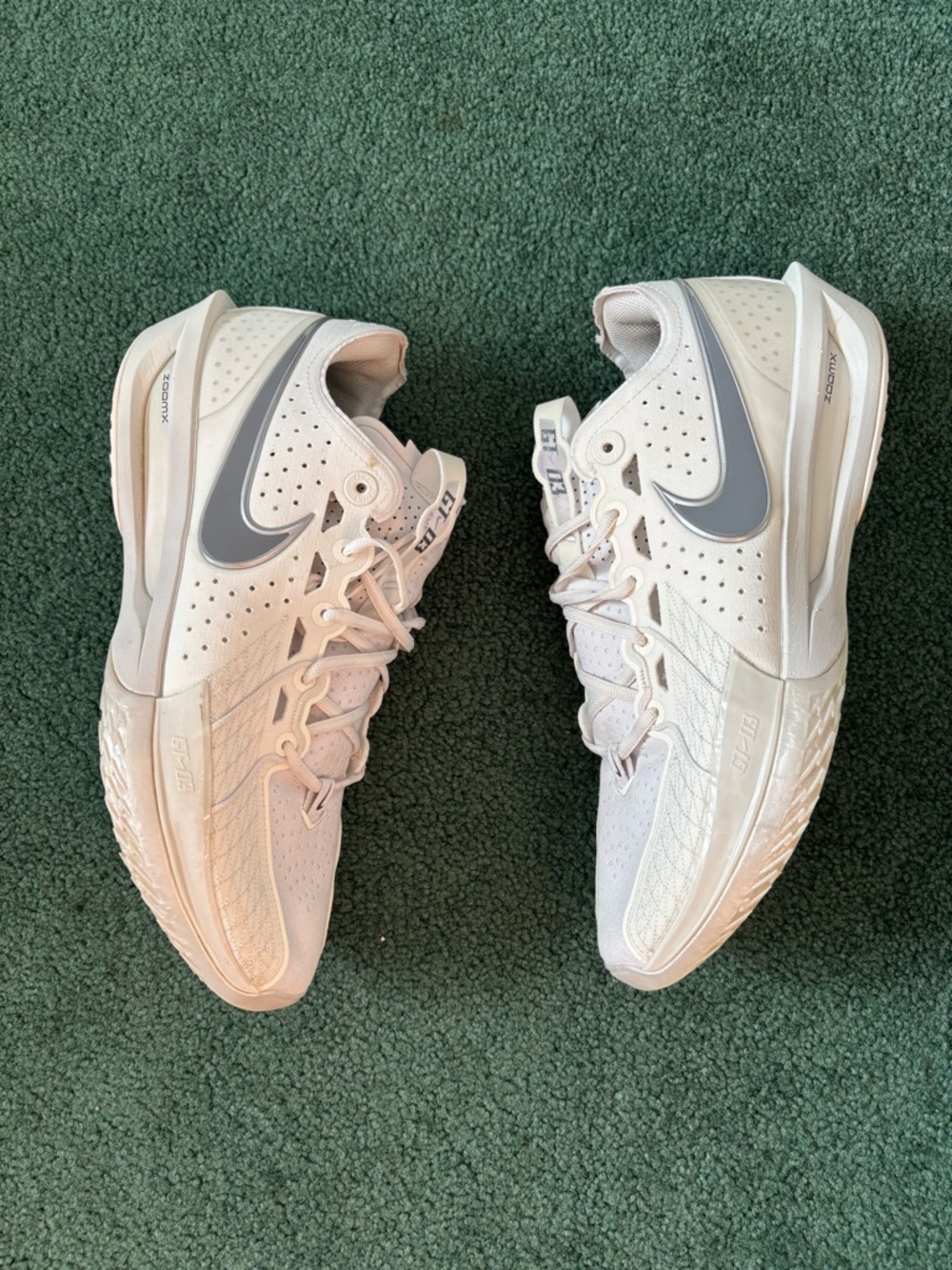 Nike AIR ZOOM GT CUT 3 'SAIL SMOKE GREY'